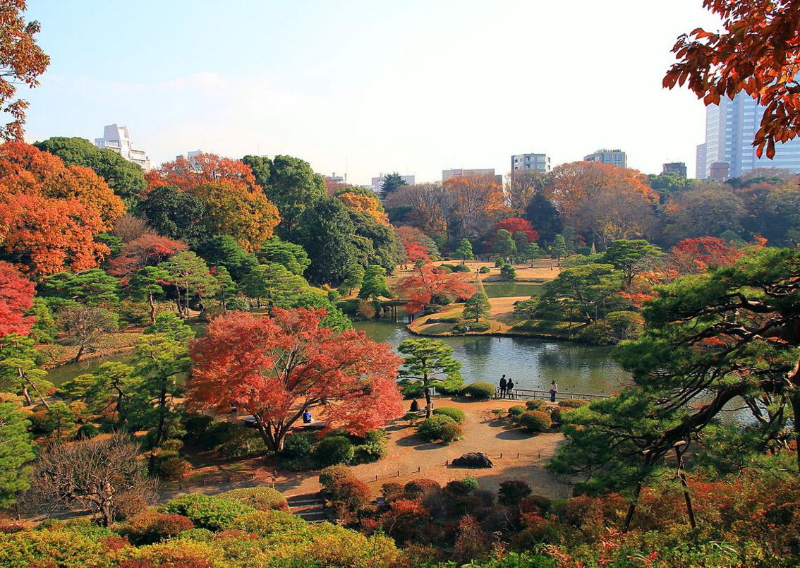 六義園